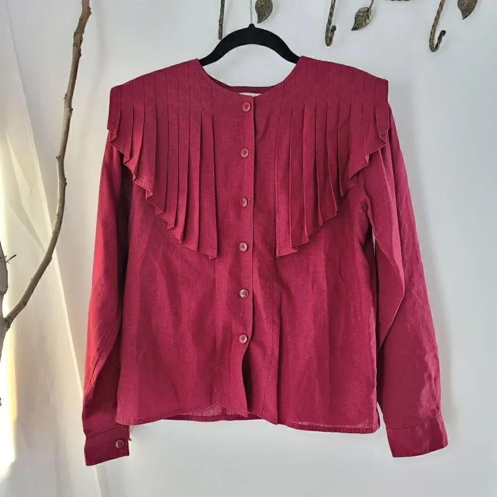 Peddlers vintage linen bib front blouse red